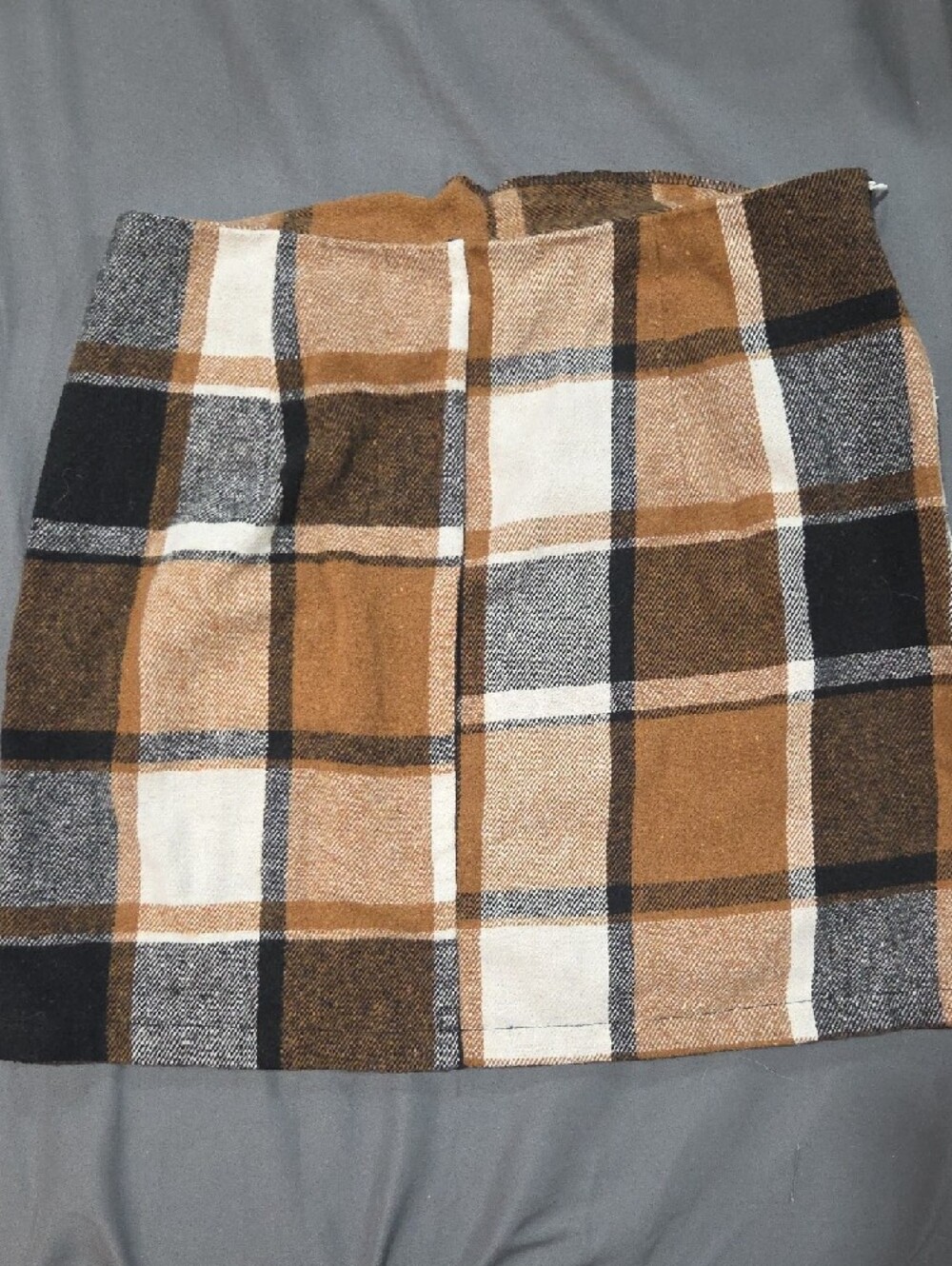Plaid A-Line Mini Skirt in Brown and Black - Perfect For Fall! - Picture 3 of 3